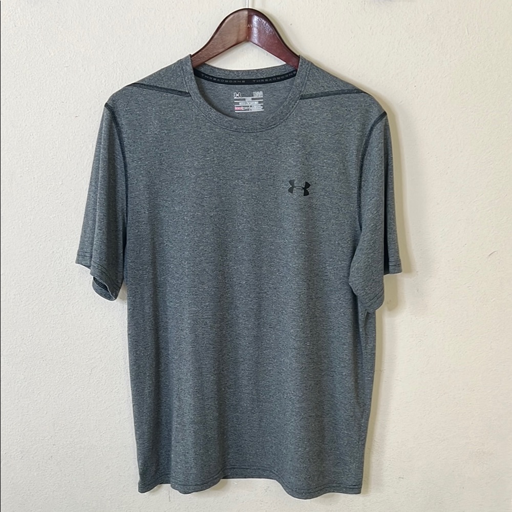 Under Armour Heat Gear Gray Loose Mens Workout Shirt Size Large Running Gym